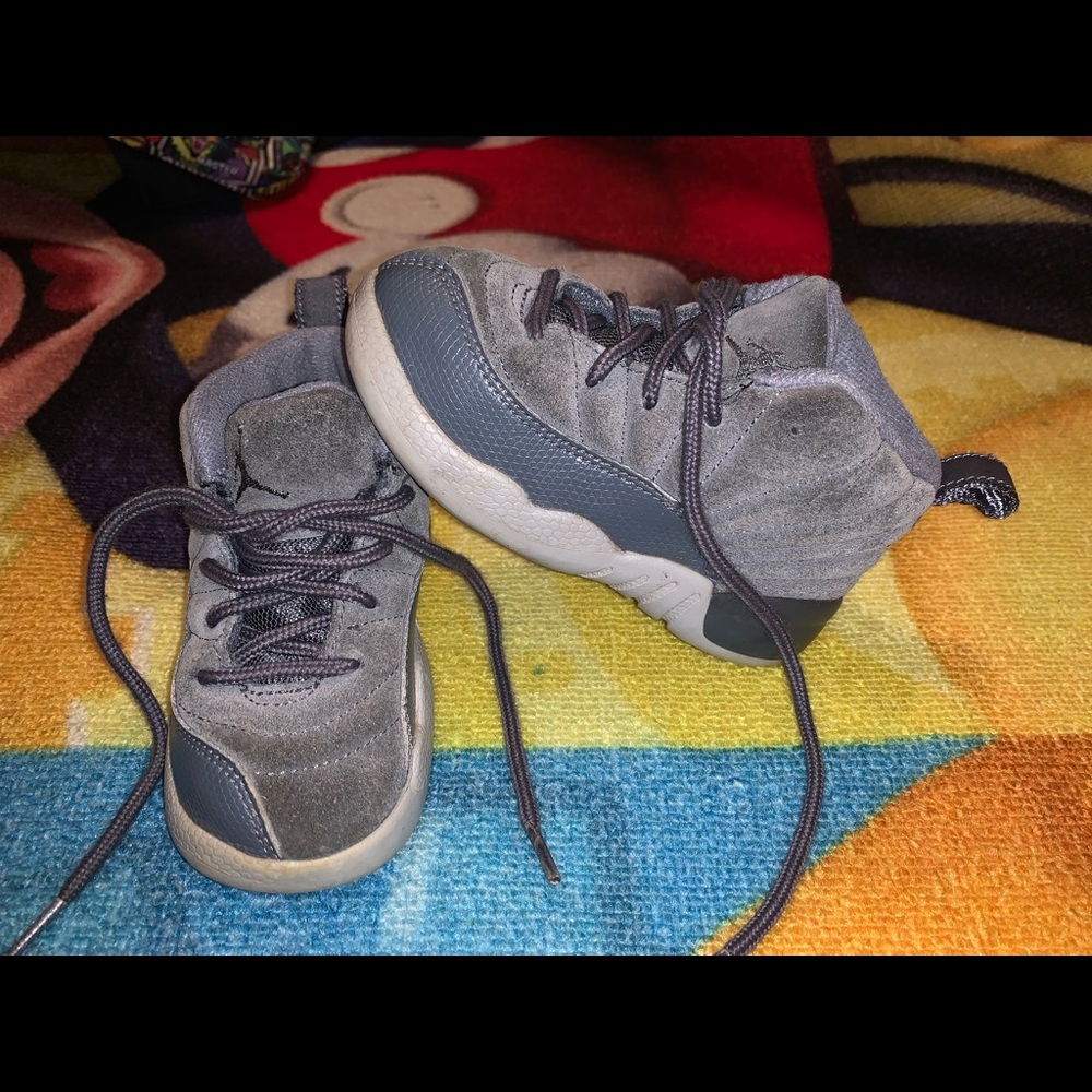 Jordan Retro 12